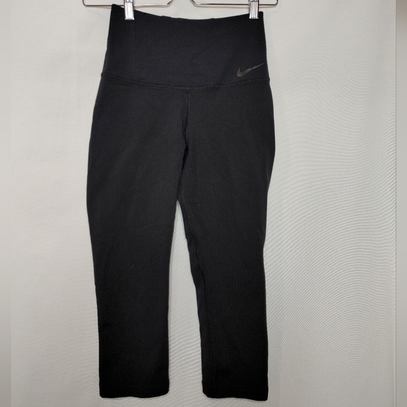 Nike Legend SCULPT Training Capri-Tights 548518 Leggings Cropped Black Small S - Picture 9 of 11